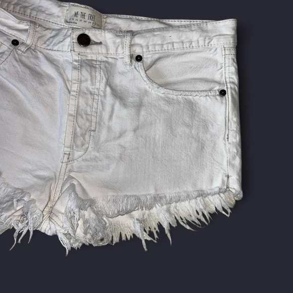 We The Free by Free People White Denim Shorts | Size 30 | Button Fly - Picture 7 of 9